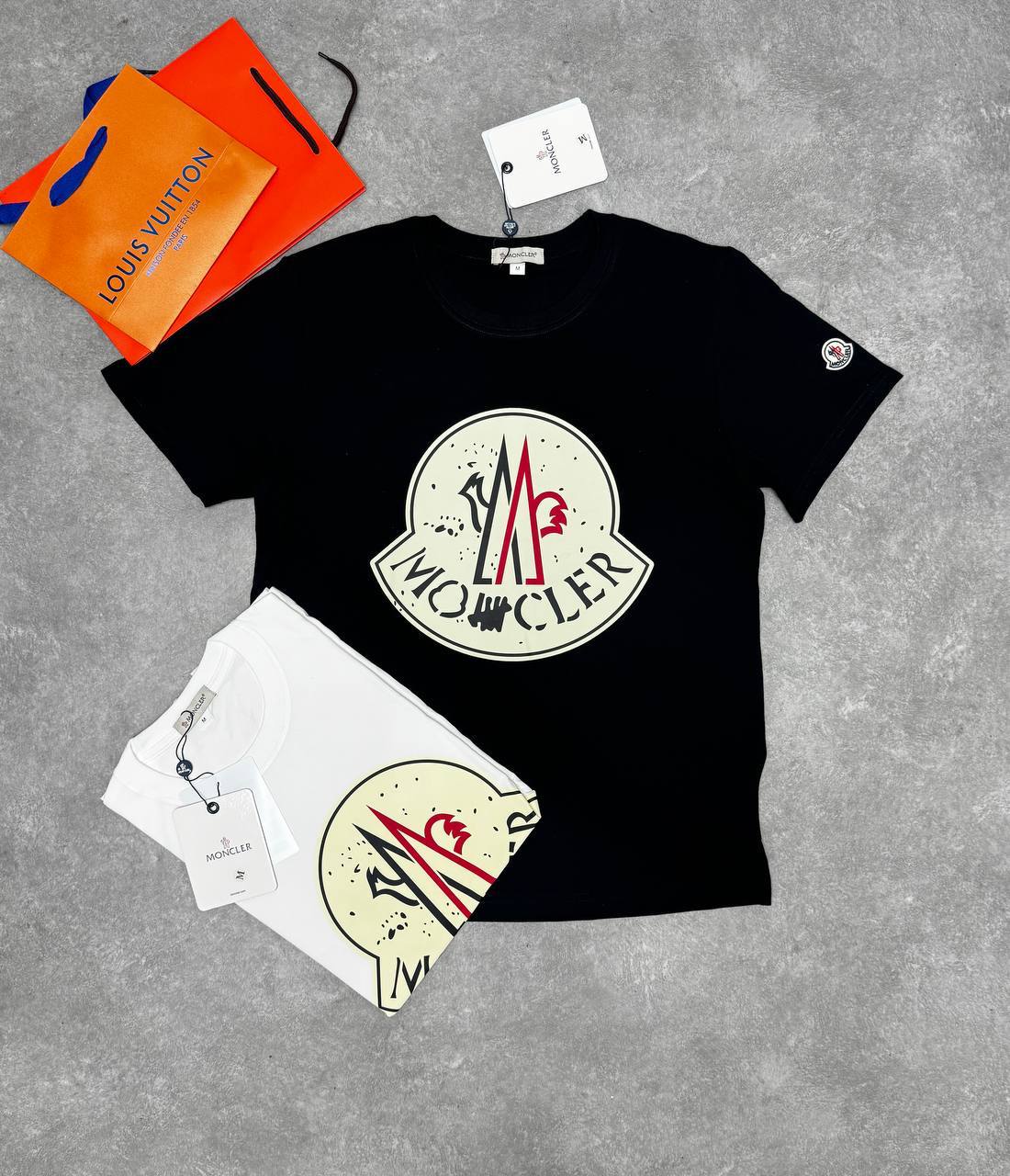 Moncle T-shirts na2101