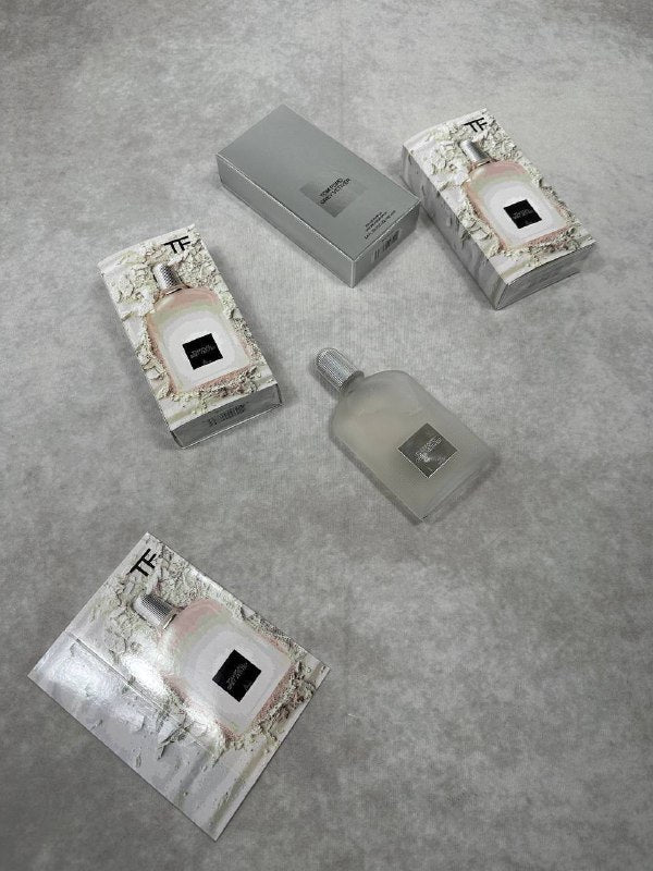 Tom Ford Grey Vetiver  am1501