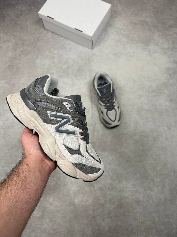 WOMENS NEW BALANCE TRAINERS am0501