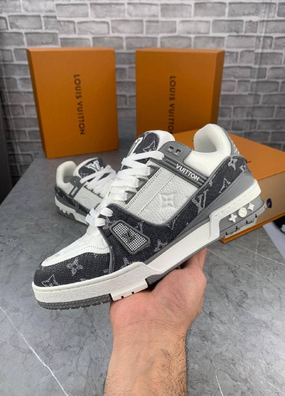 LV trainers - Restocked aj1608