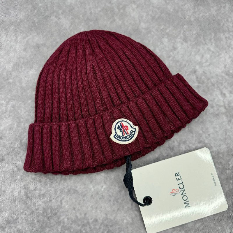 Moncler hat sa0401