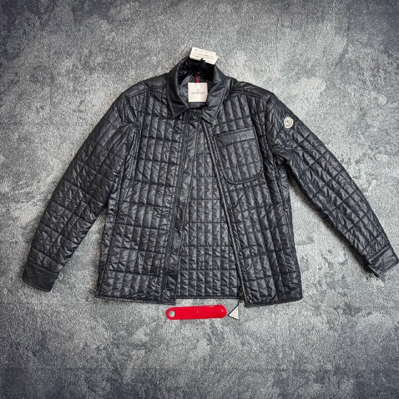 Moncler shell jacket on sale sa1101
