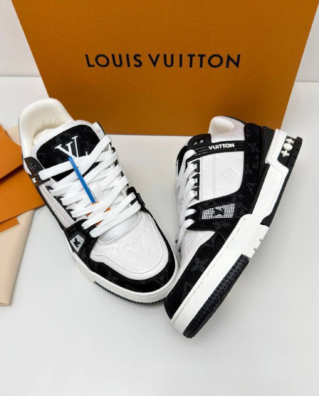 HIGH END L SNEAKERS TRAINERS WITH FULL PACKAGING ETC na0101