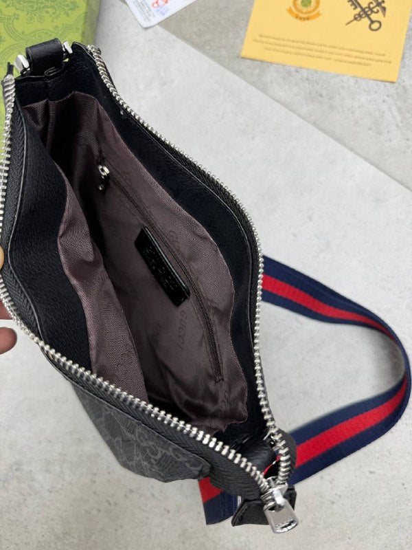 MENS GUCC BAG COME WITH BOX ETC am1707