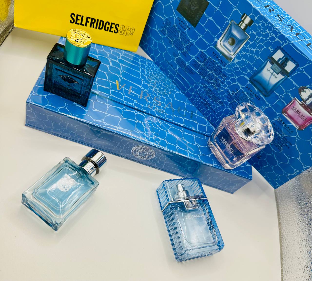 VERSACET GIFT SETS  AVAILABLE to2810