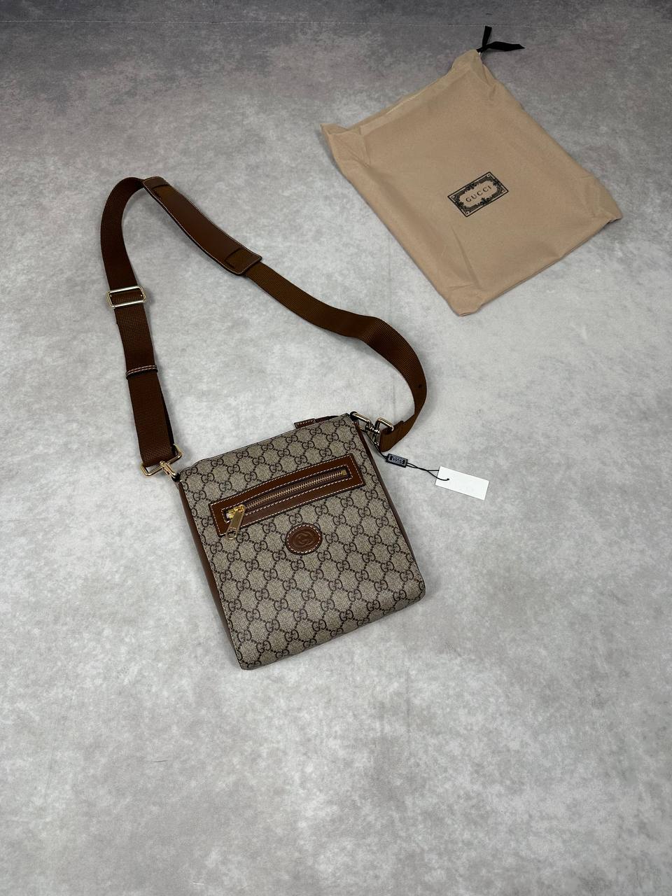 SUPER CLO MENS GUCC BAG COME WITH DUST BAG am2810