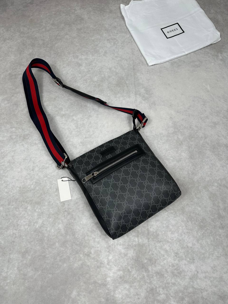 MENS GUCC BAG COME WITH DUST BAG am2810