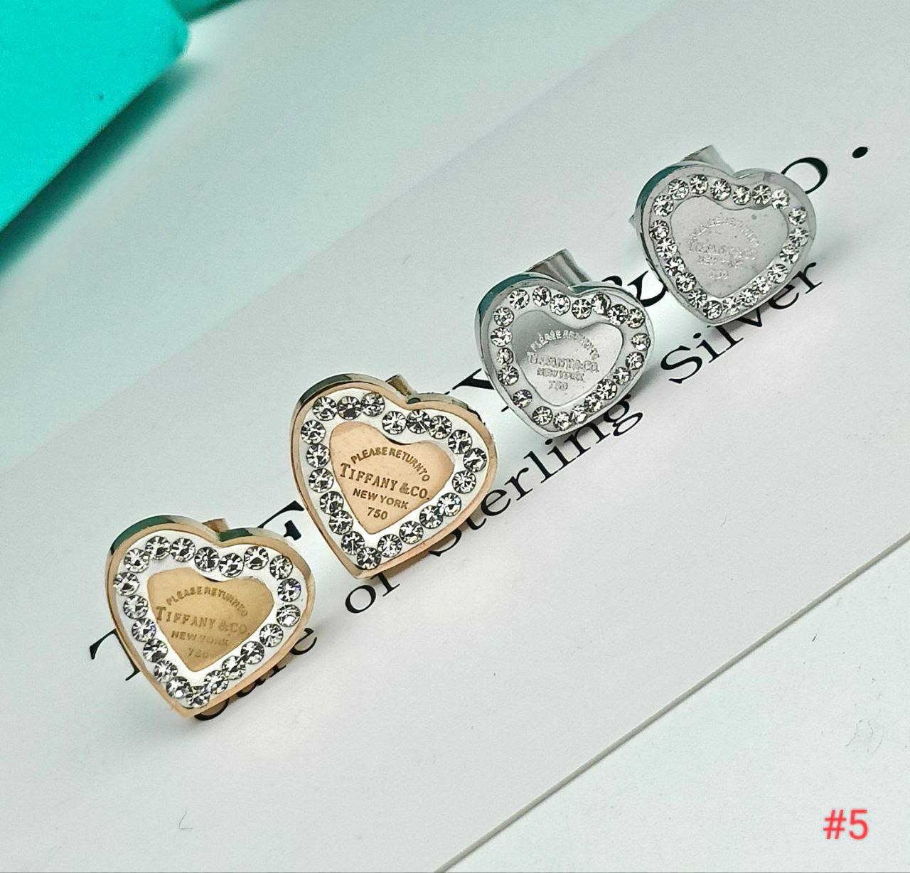 TIFFAN& co. EARING COME WITH BOX ETC am1105