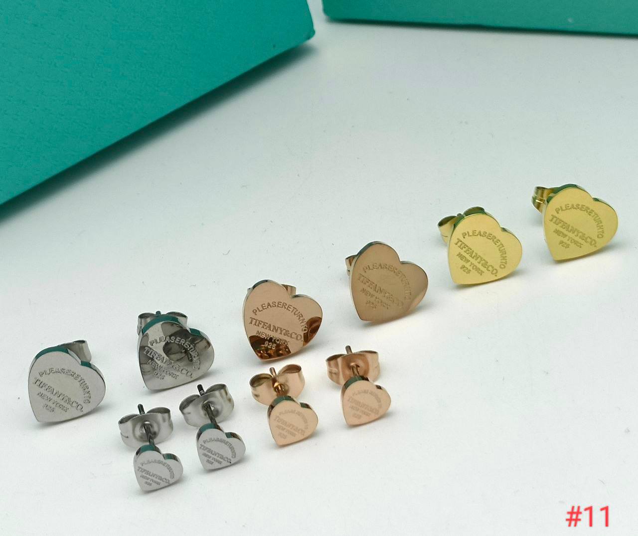 TIFFAN& co. EARING COME WITH BOX ETC am1105