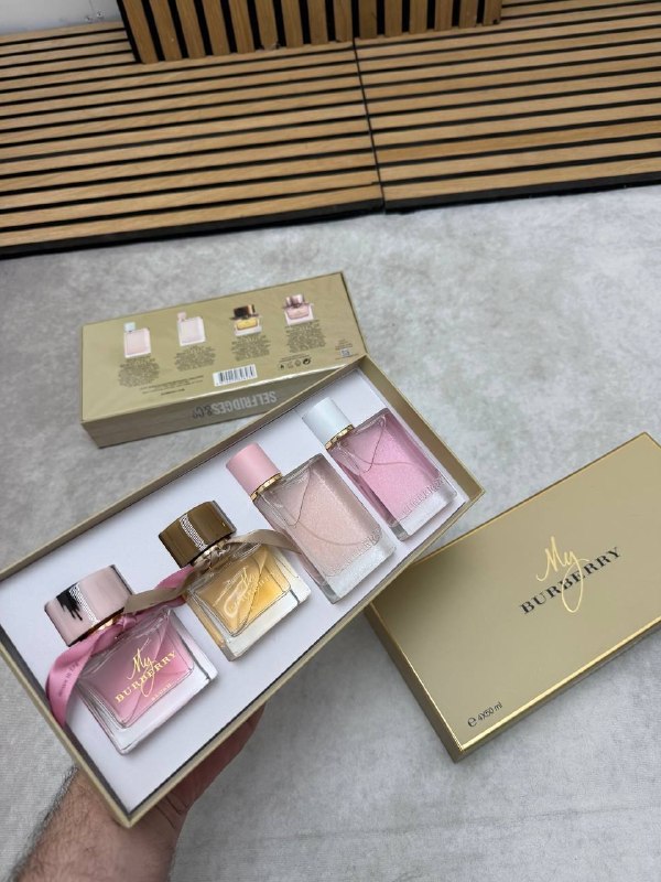WOMENS BURBERR PERFUME GIFT SET am1105