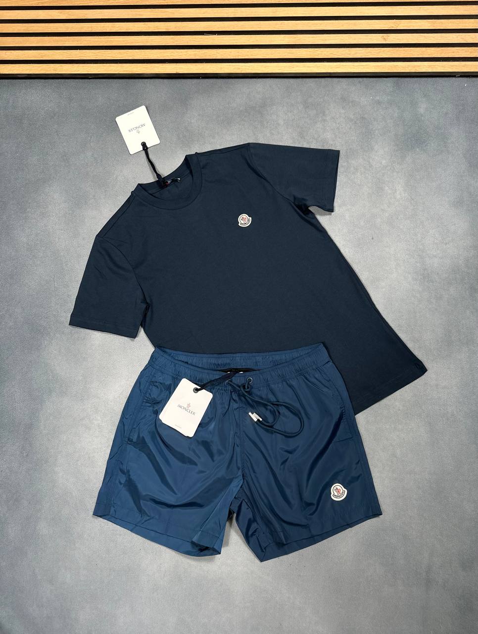 SUPER CLO MONCLER SWIM SHORT or T-shirt am2407