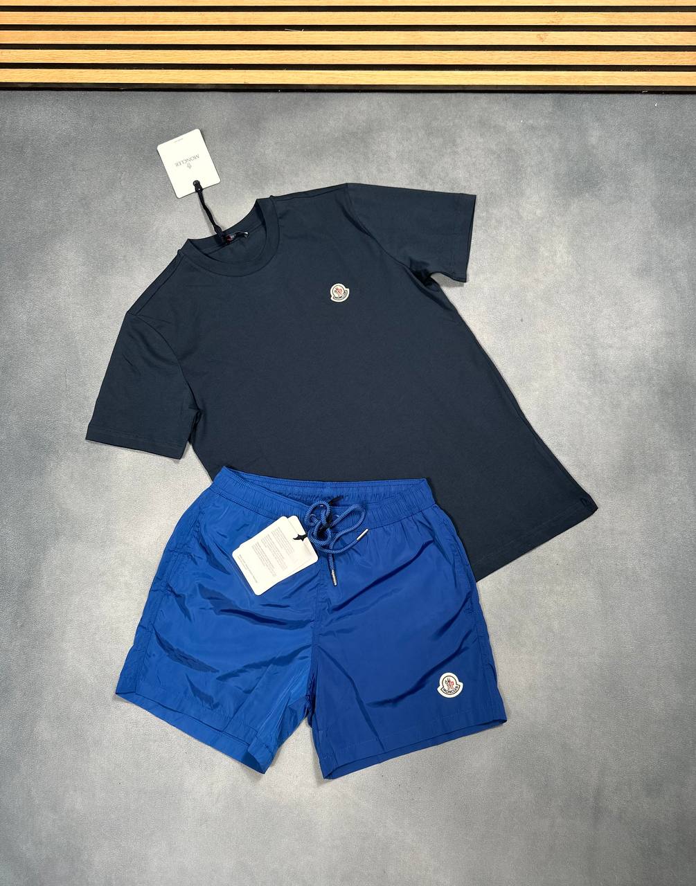 SUPER CLO MONCLER SWIM SHORT or T-shirt am2407