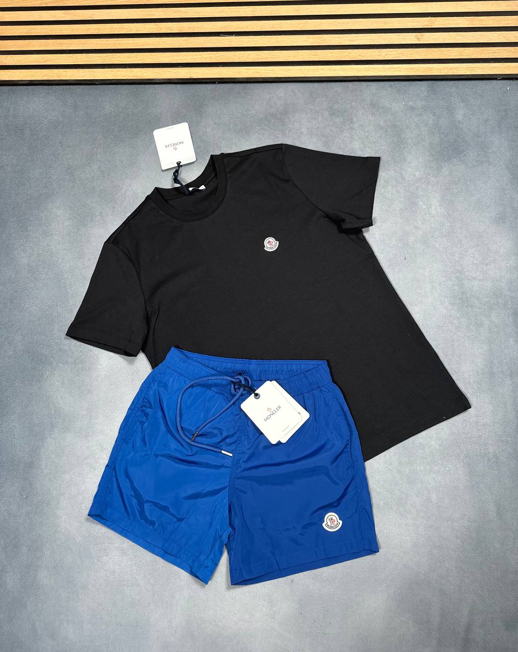 SUPER CLO MONCLER SWIM SHORT or T-shirt am2407