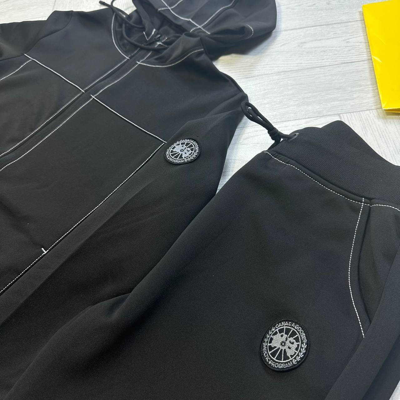 QUALITY CANAD GOOS TRACKSUITS to1205