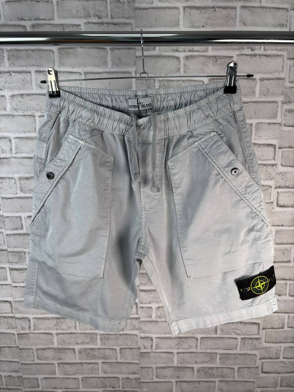 StoneIsland cargo shorts aj2407