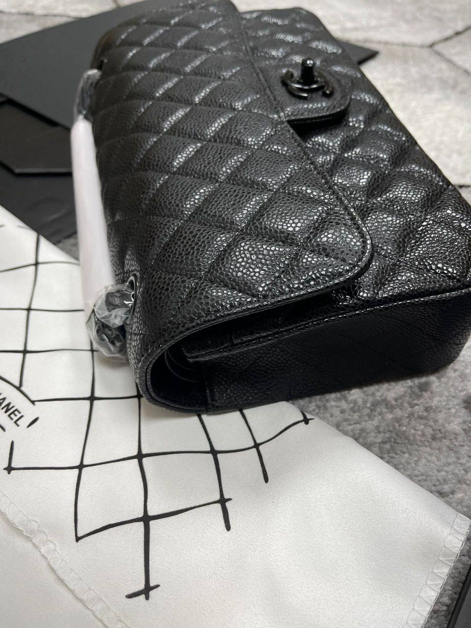 CHANNELE BAGS LEATHER ONES COMWS WITH BOX DUST BAG ETC su0711