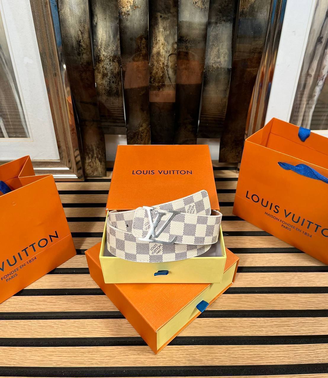 SUPER CLO LOUIS VUITTON BELT am2507