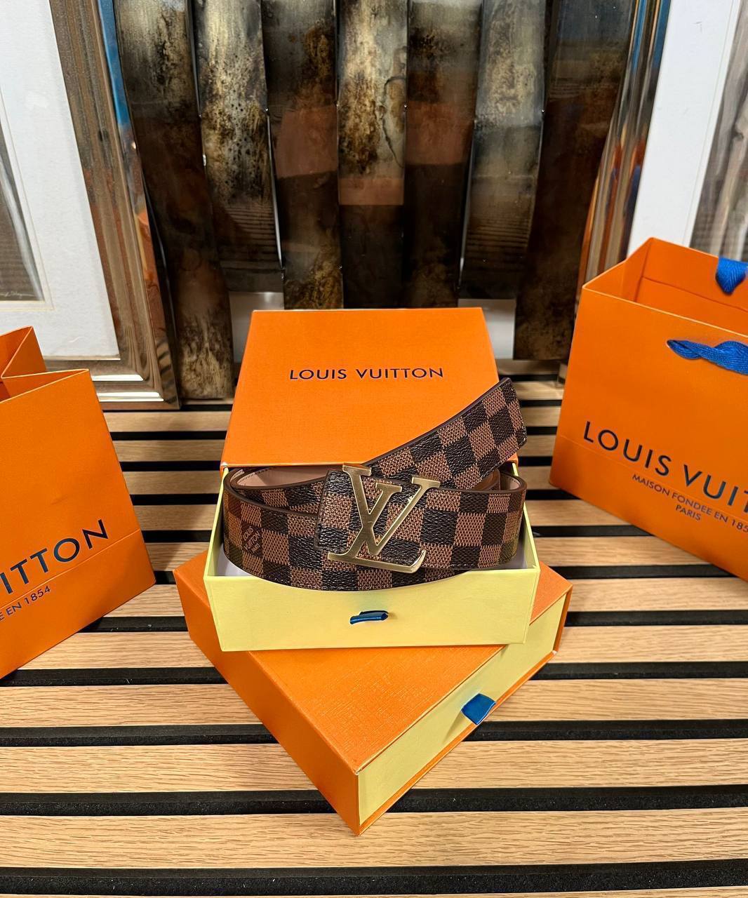SUPER CLO LOUIS VUITTON BELT am2507