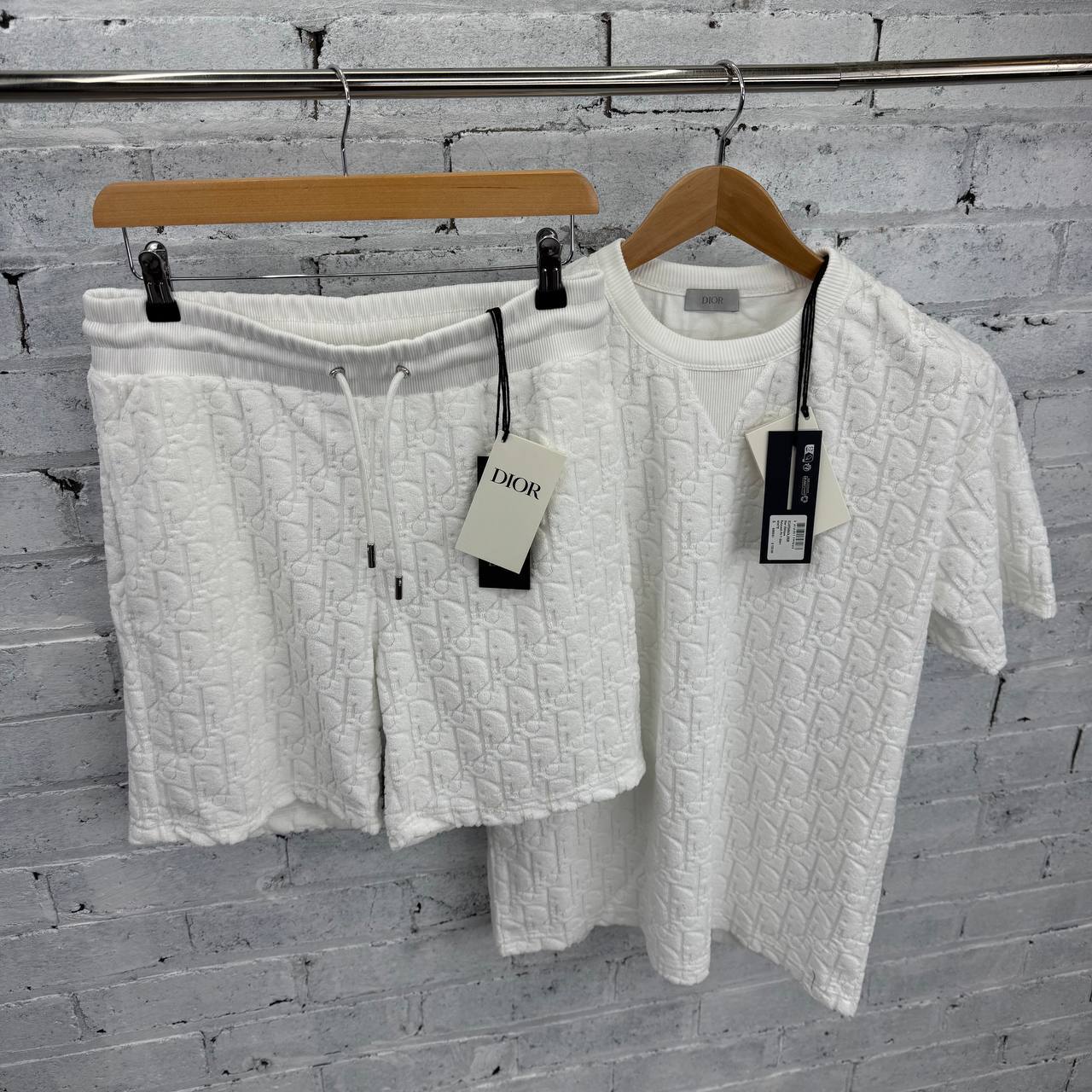 Restocked dior set sa2507