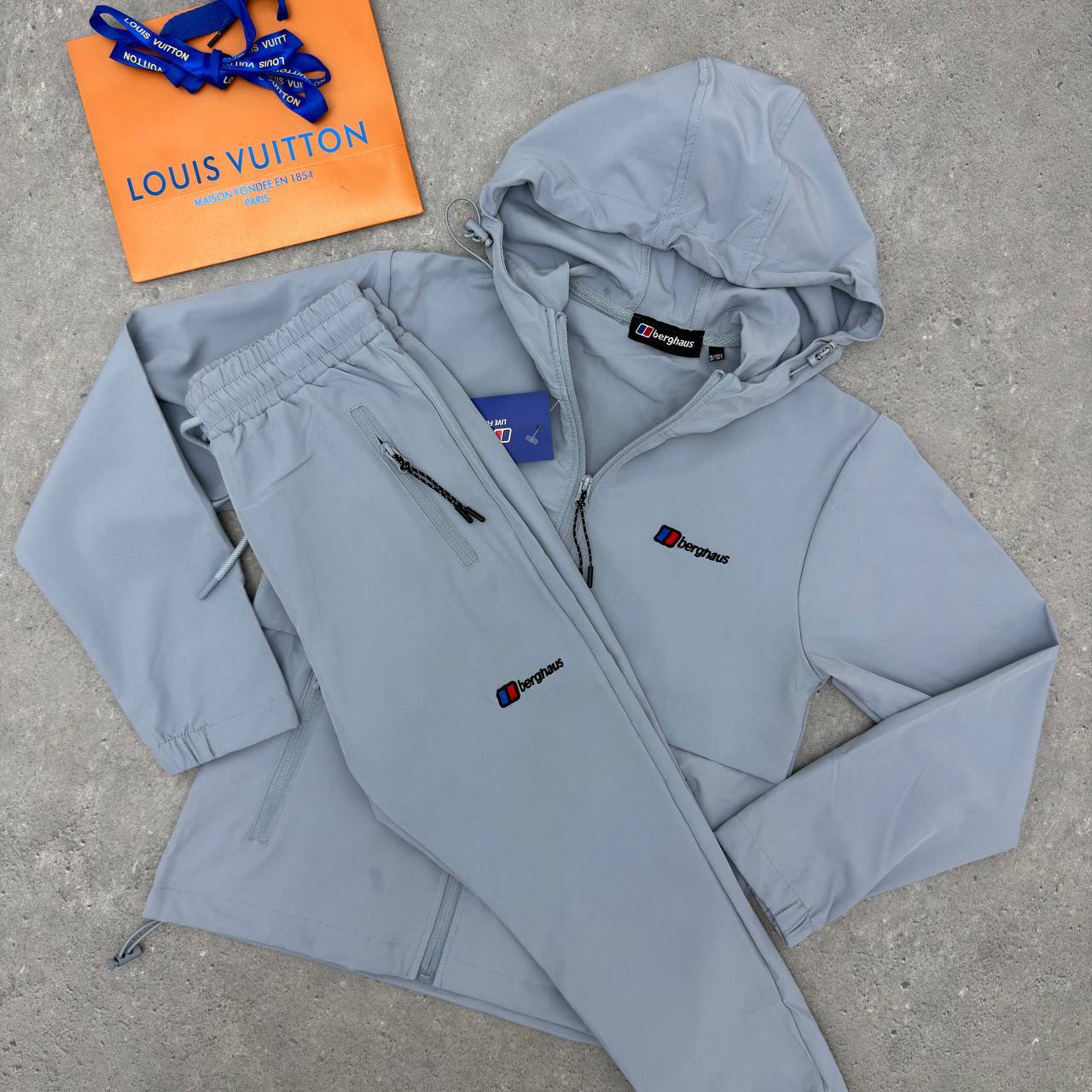 Berghas Kids tracksuits na3010