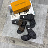 HIGH END LV MENS SLIDERS WITH BOX DUST BAG ETC jay1505