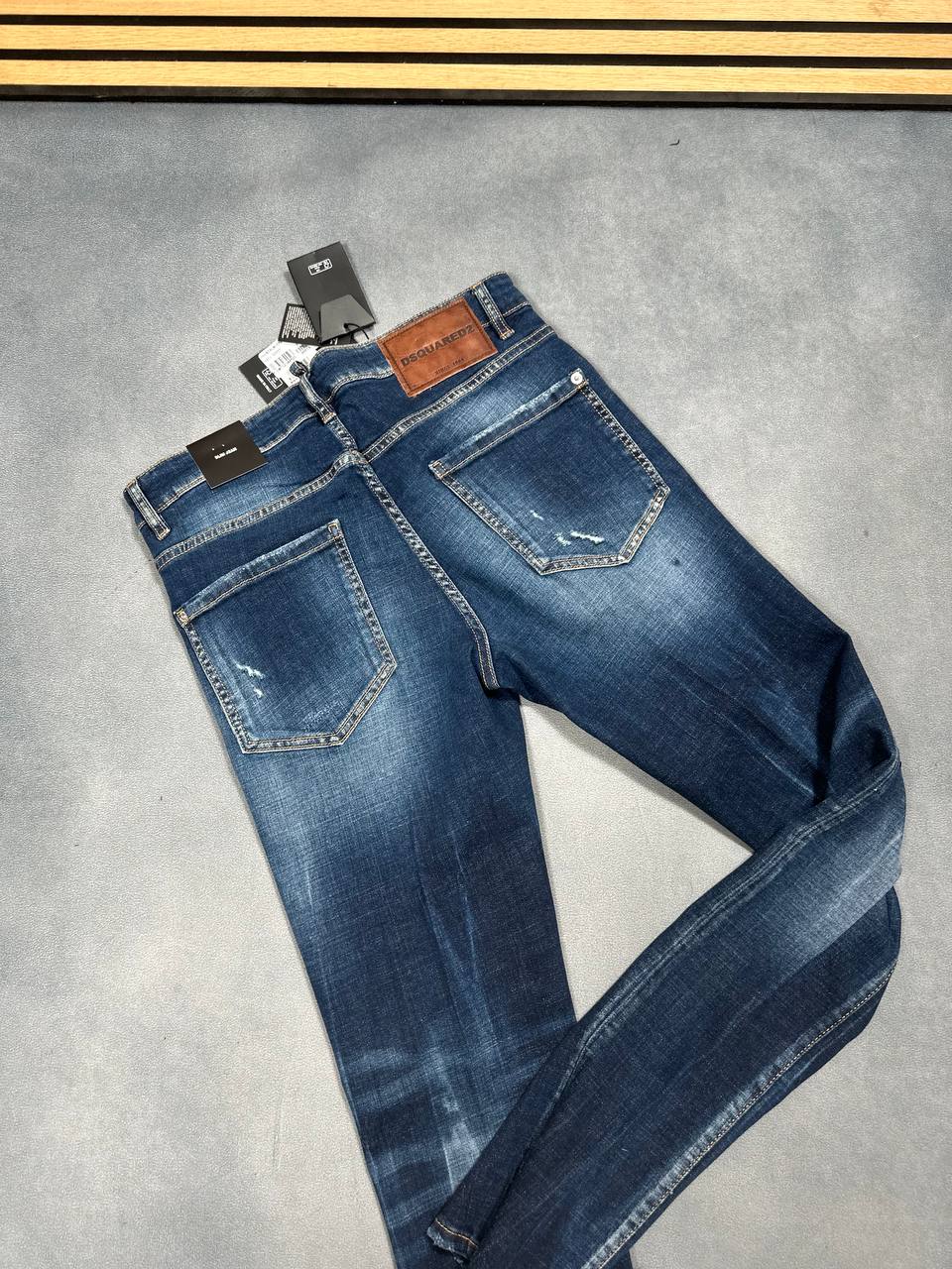 SUPER CLO DSQ2 JEANS am2907