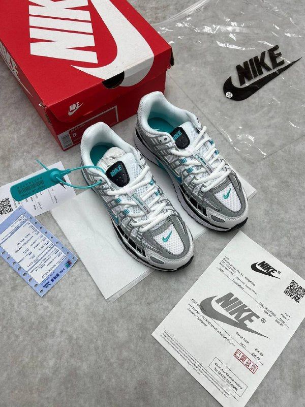 WOMENS NIK P6000 COME WTIH BOX ETC am1805
