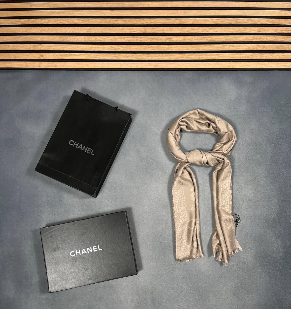CHANEL SCARF COME WITH BOX am0108