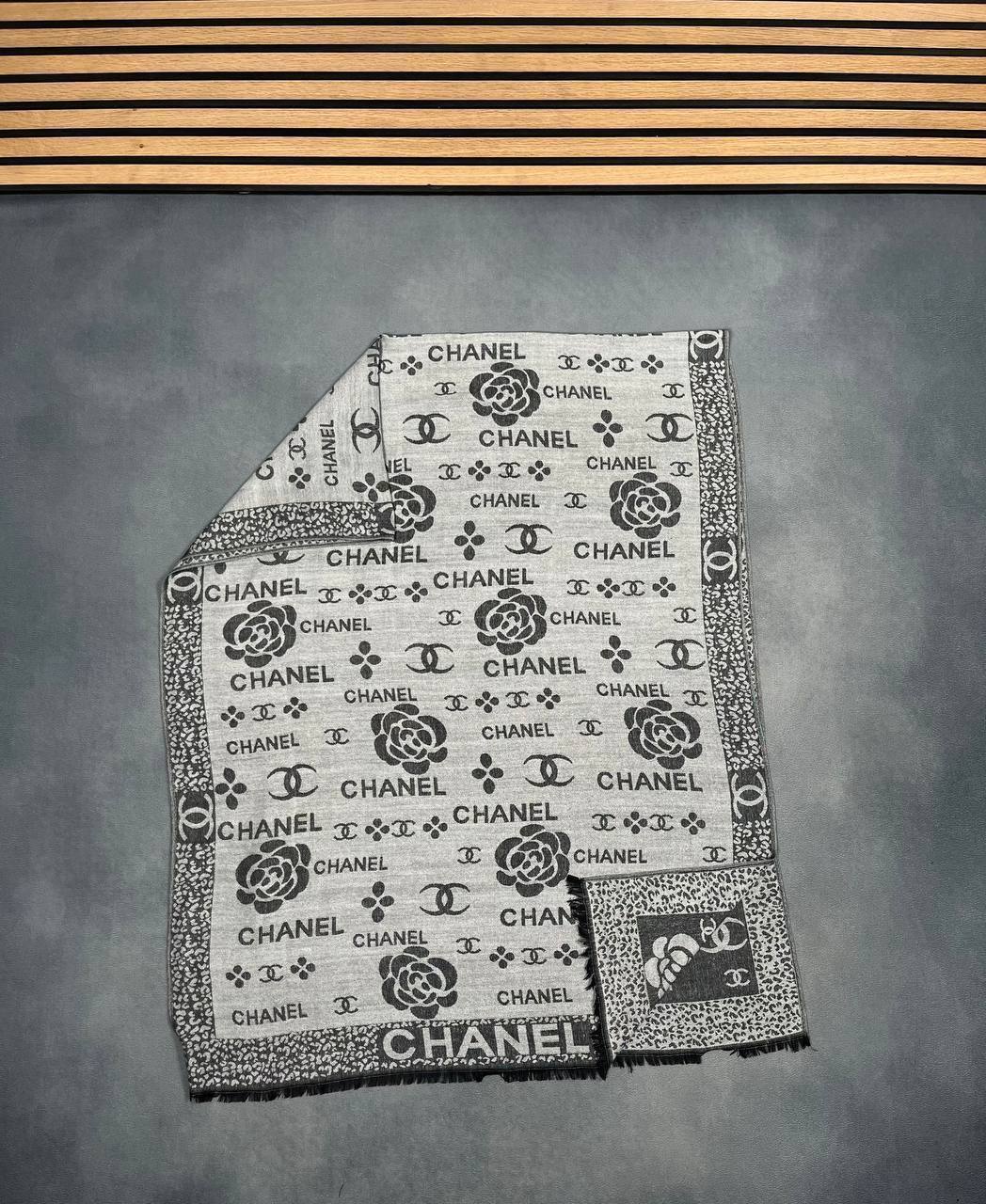 CHANEL SCARF COME WITH BOX am0108