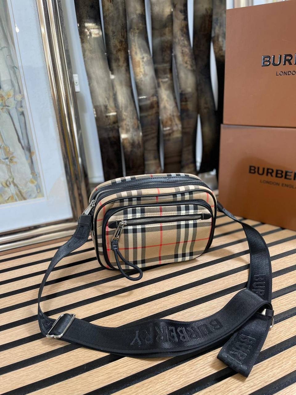 SUPER CLO BURBERRY BAG COME WITH BOX am0108