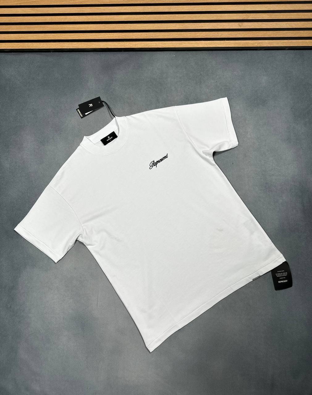 SUPER CLO REPRESENTS TEE am0108