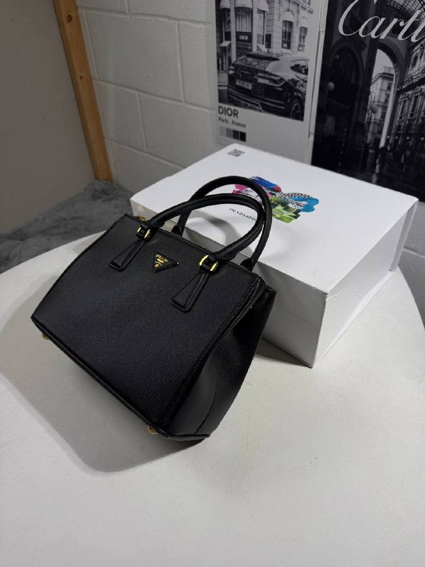 Prad Galleria Saffiano leather handbag 0111