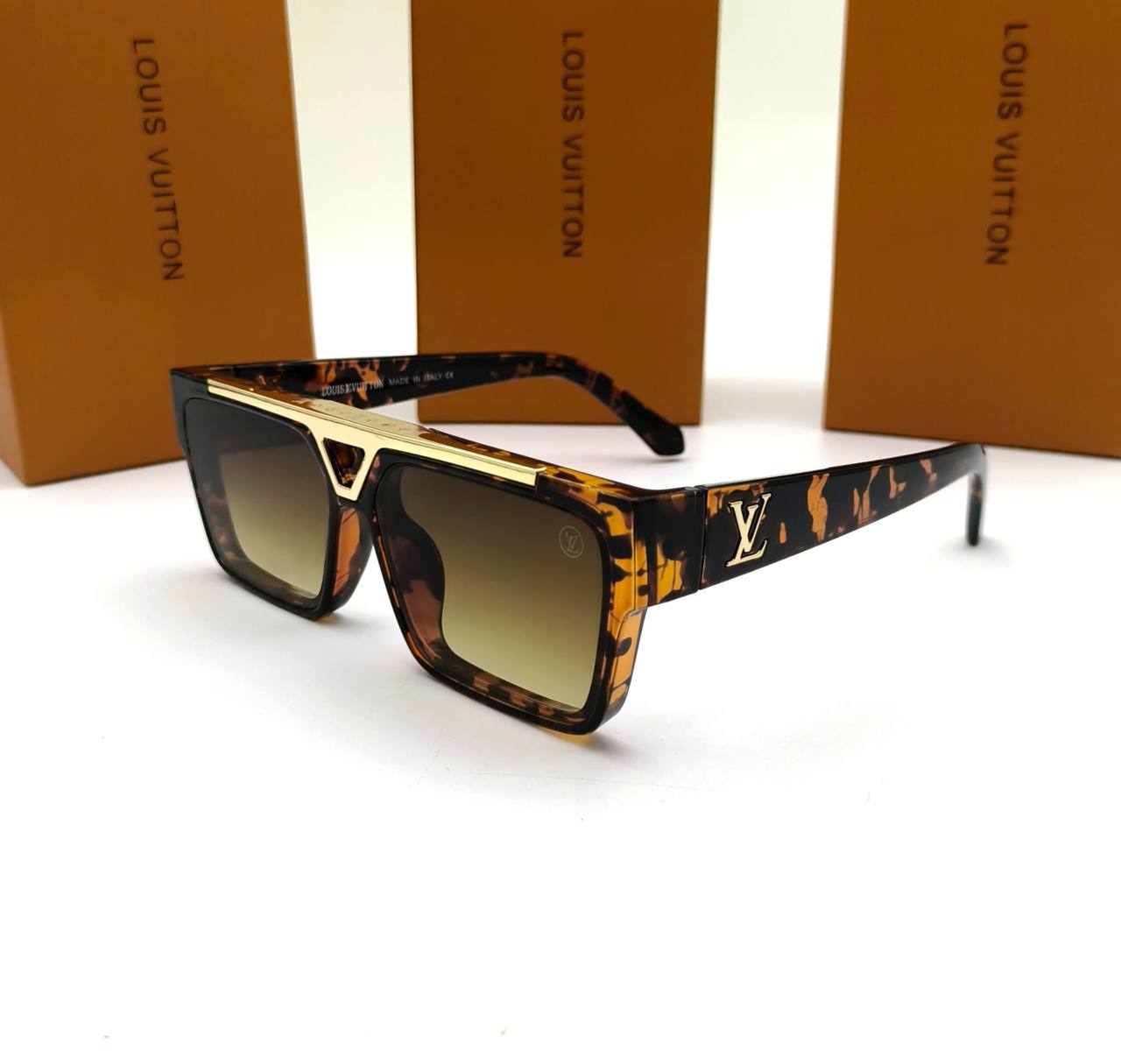 Lv sunglasses with box sa1905