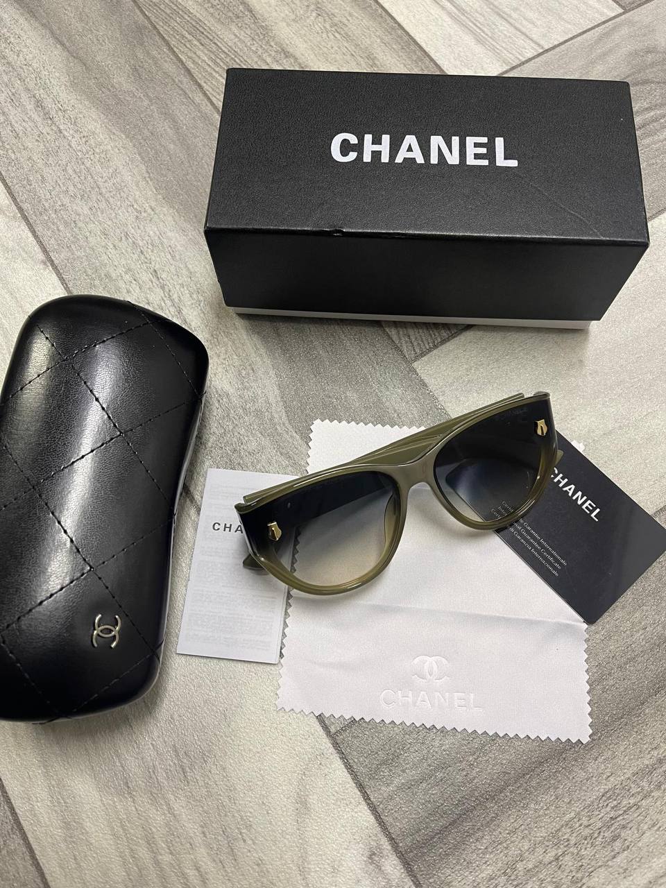 Channe sunglasses with box sa1905