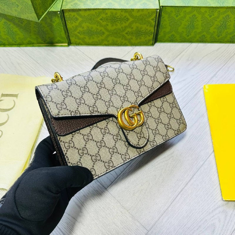 GUCC BAG WHIT BOX AVAILABLE to1905