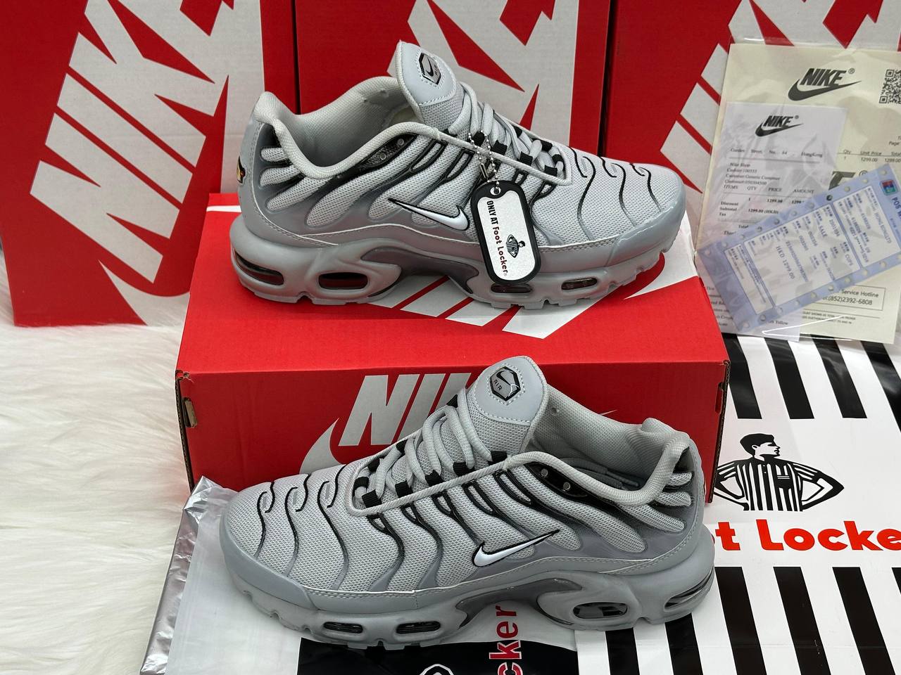 NIK TN AIR MAX PLUS  COME WITH BOX ETC am1905