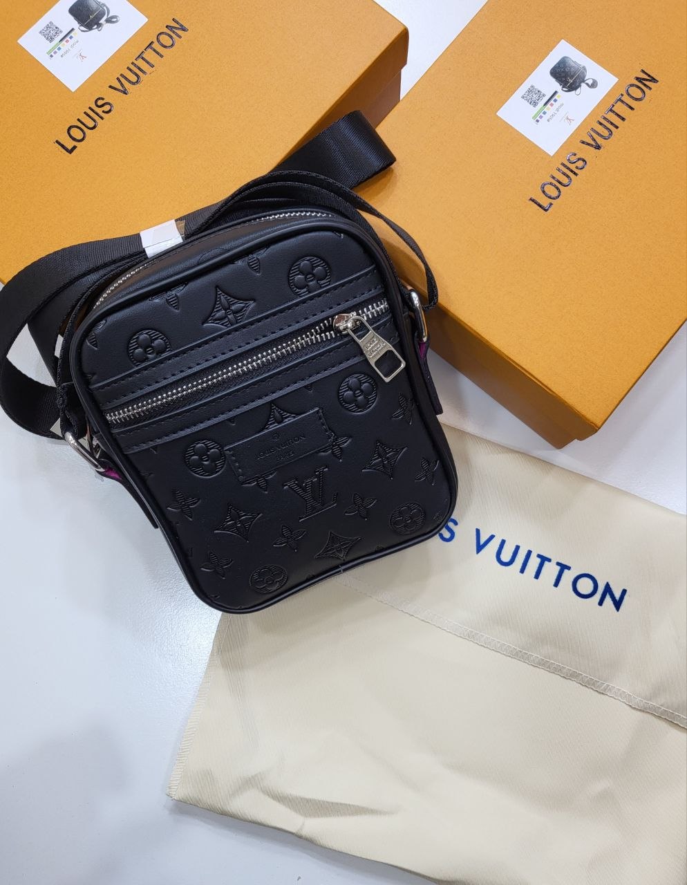 QUALITY LOUI VUITTO MUM BAG ak2105