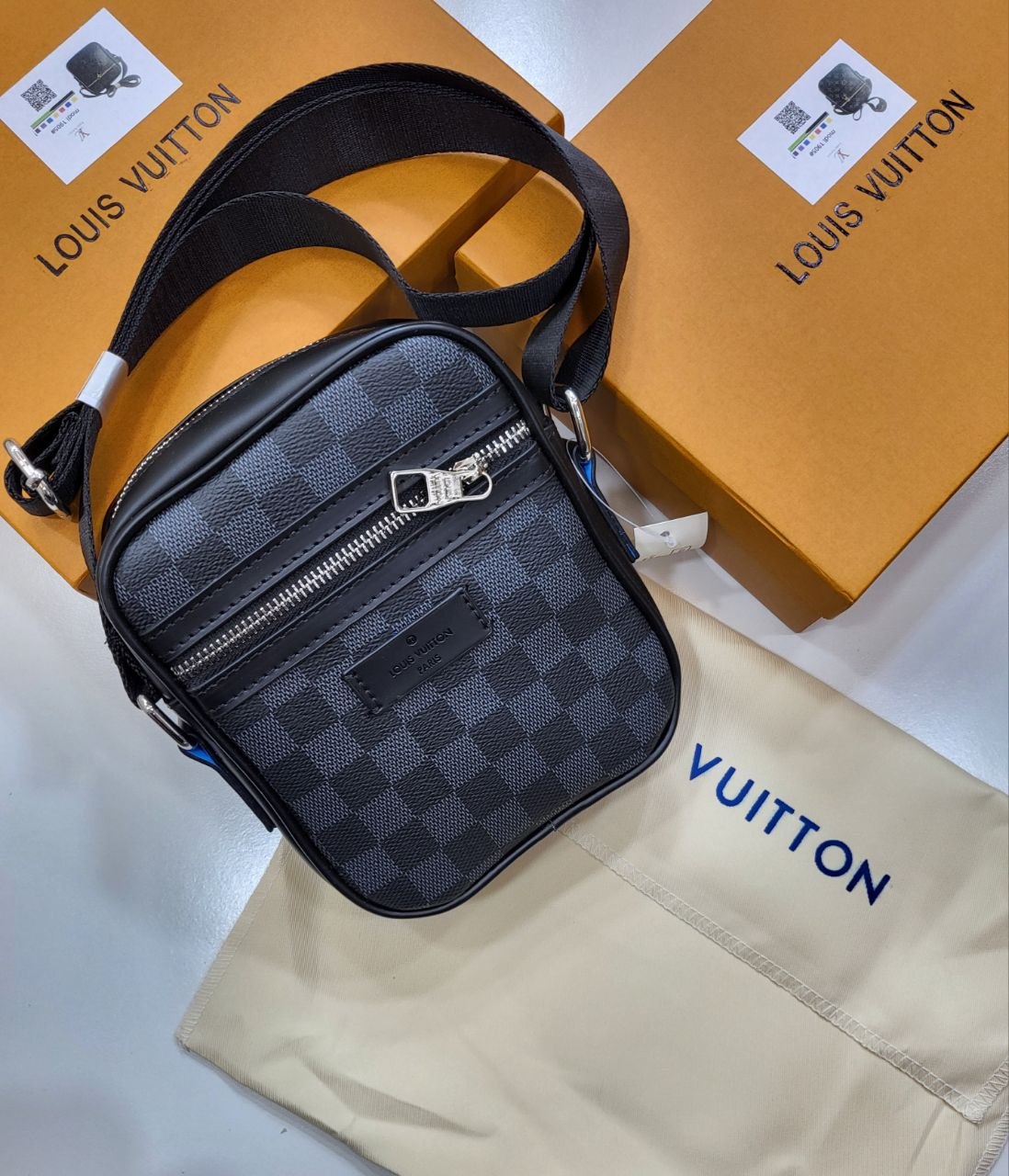 QUALITY LOUI VUITTO MUM BAG ak2105