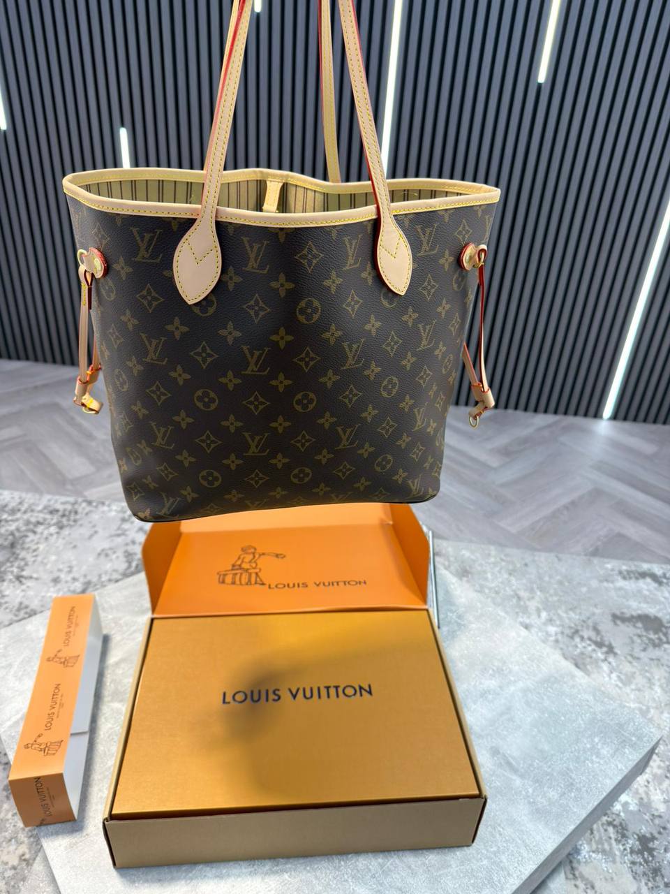 Superclon LV Neverfull Bag aj2205