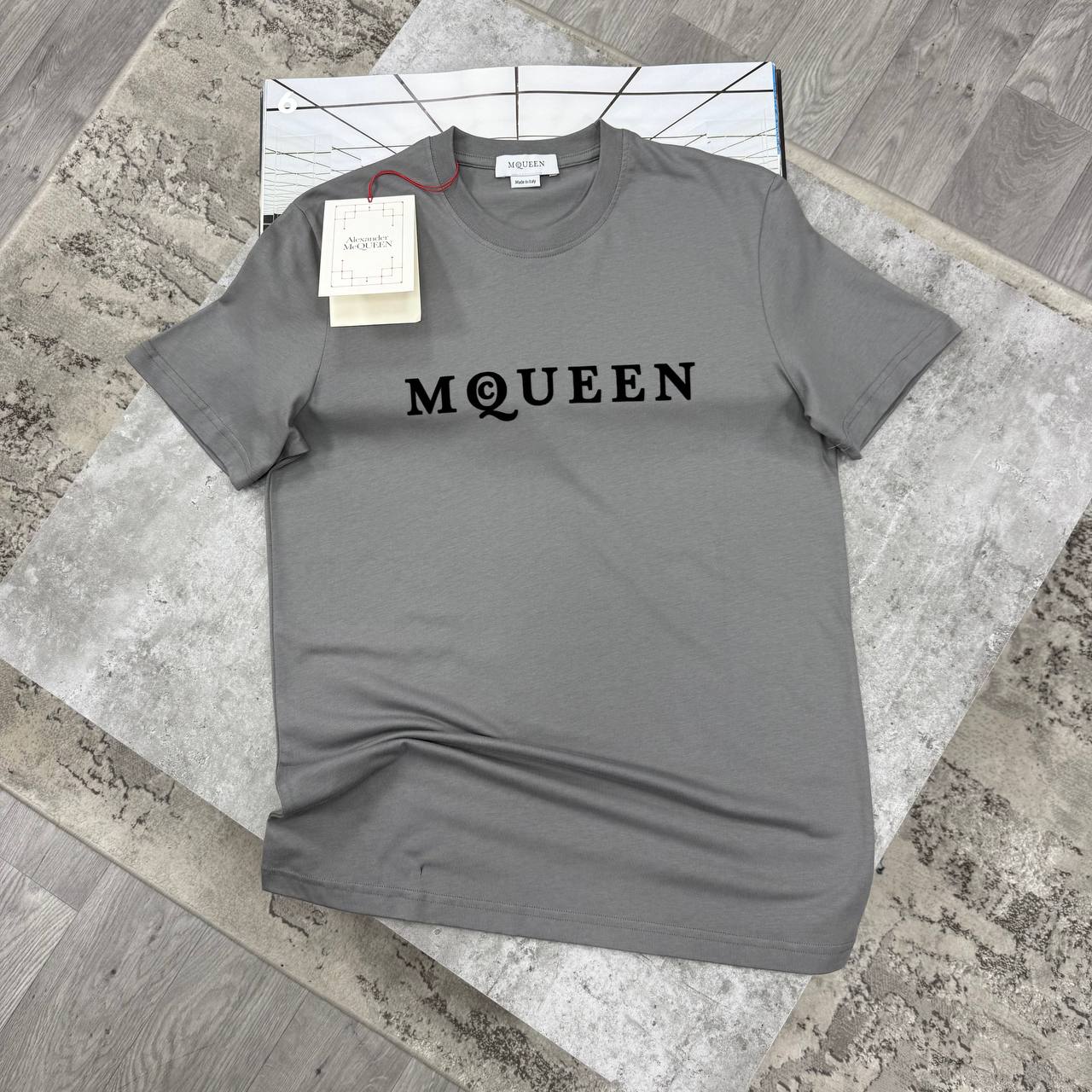 SUPER CLON MCQUEE TEE jay2305