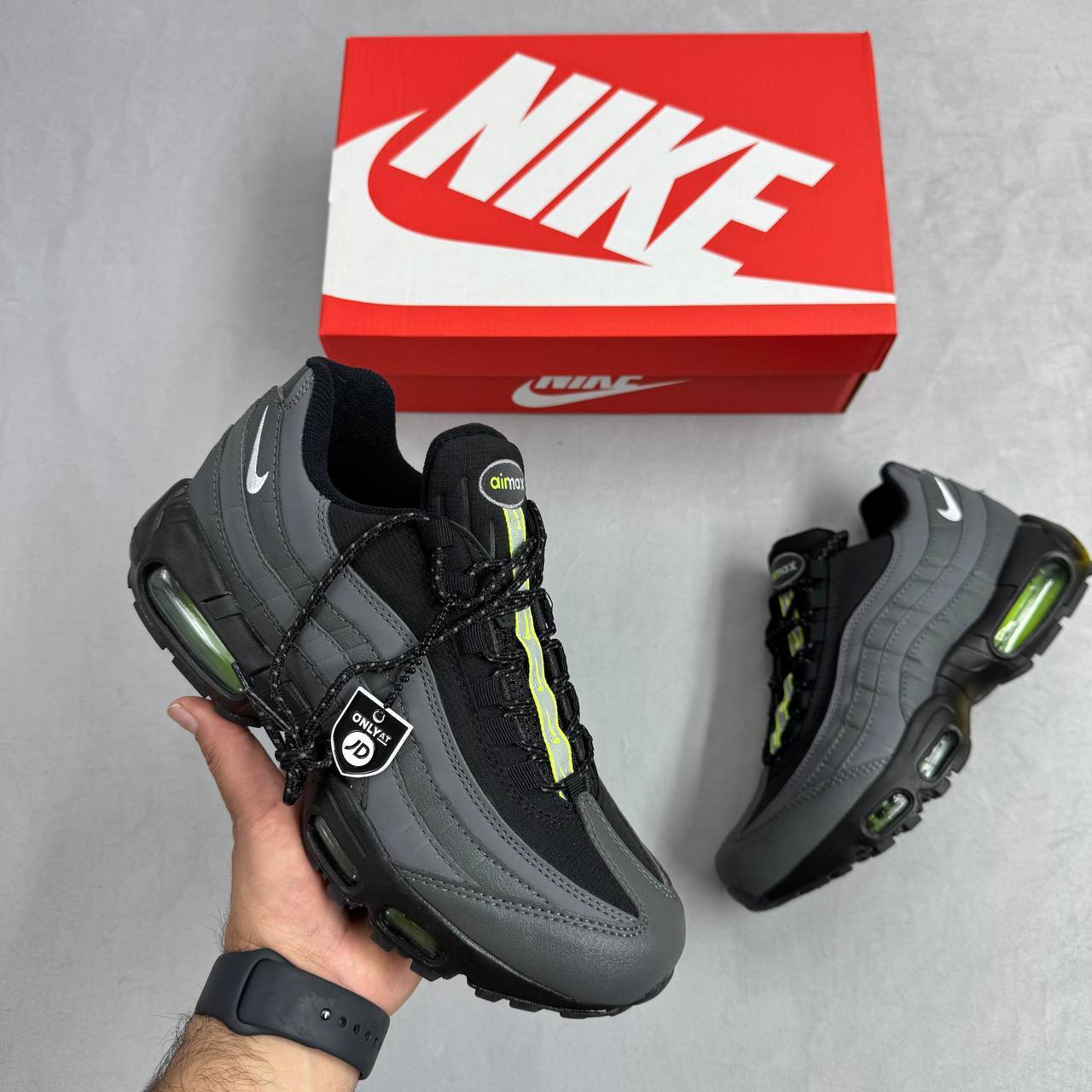 Imported Nike 95s sa0408
