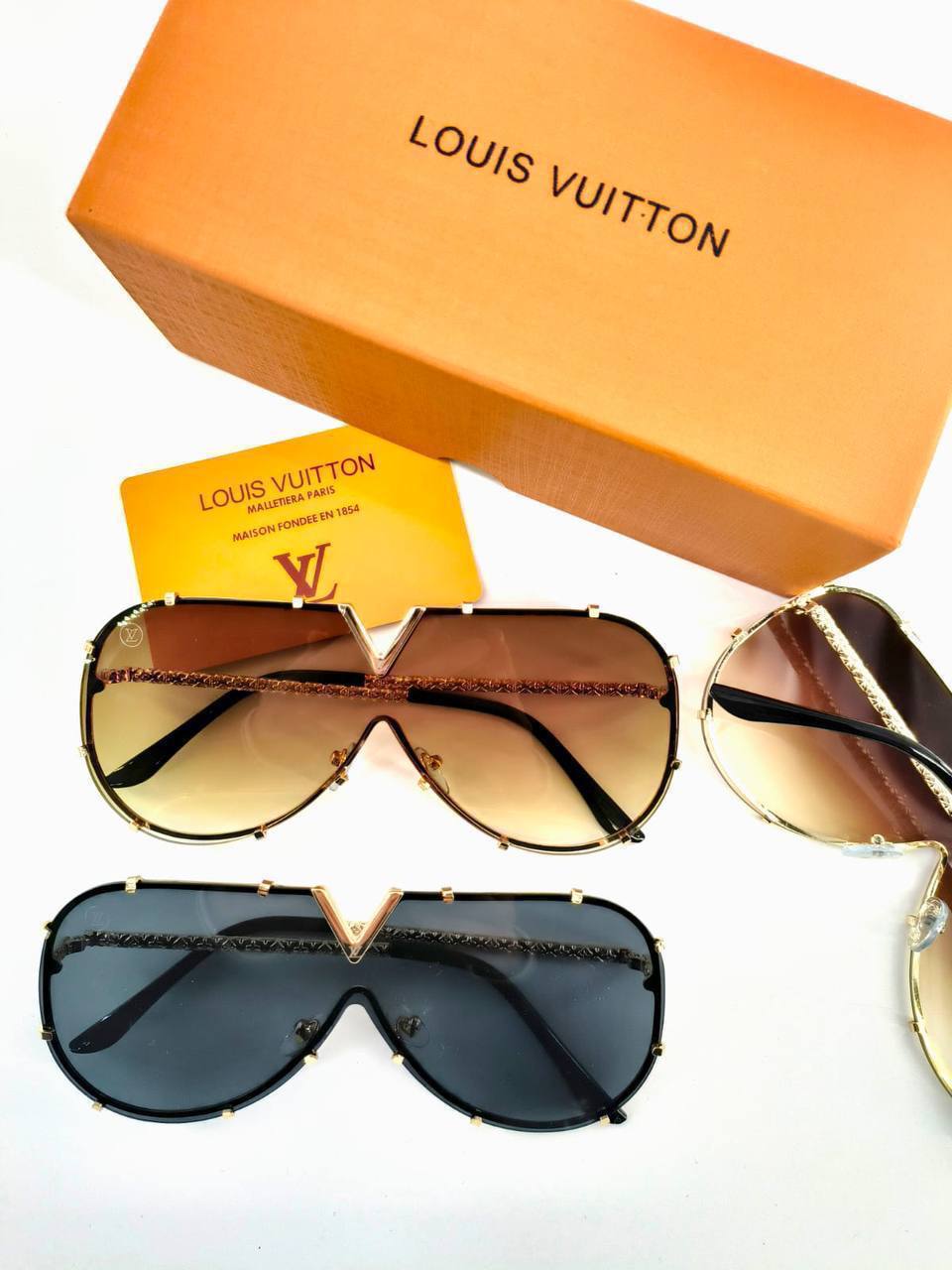 Summer holiday shades with box sa0408