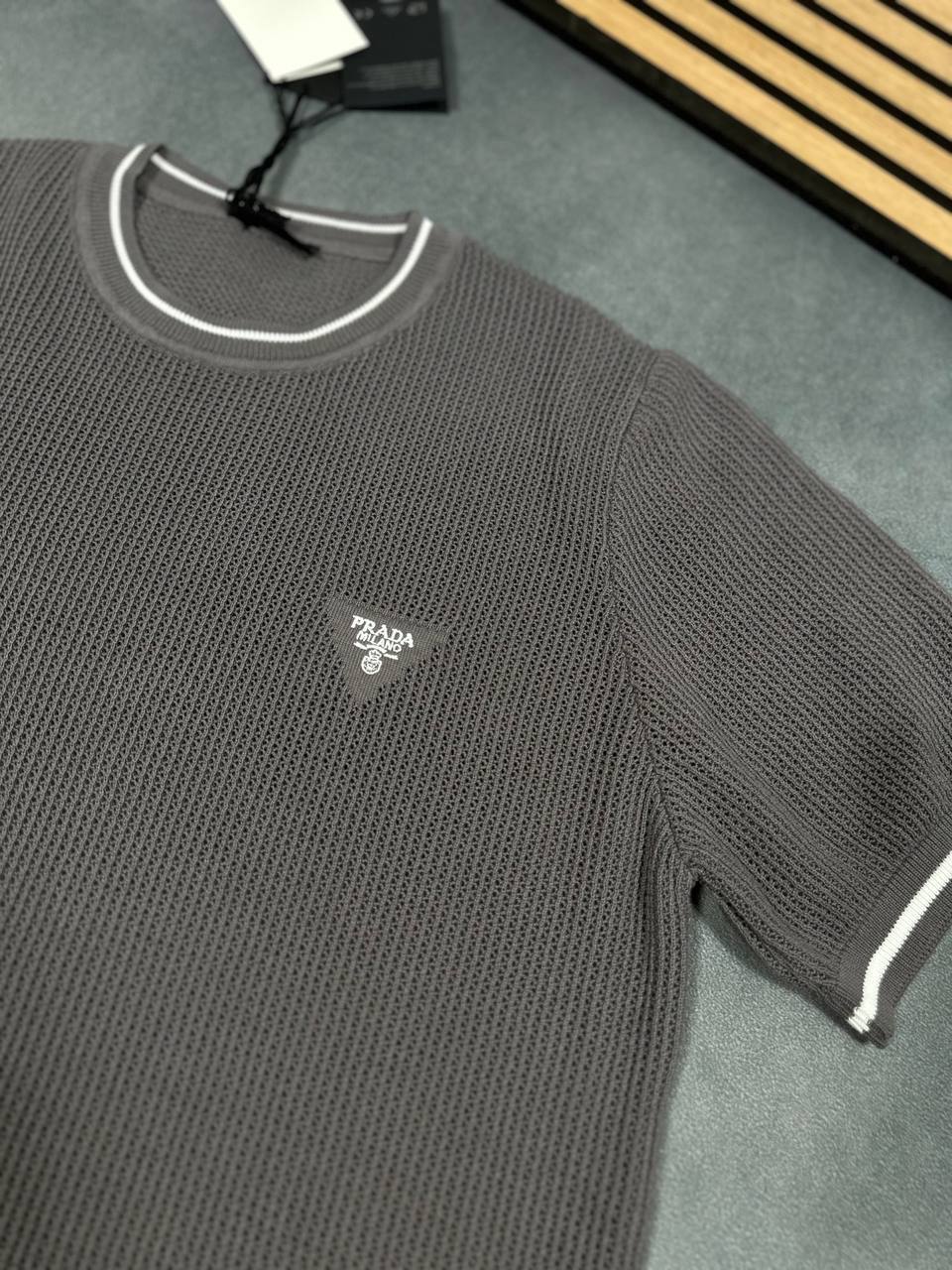 SUPER CLO PRADA KNITTED TEE am0408