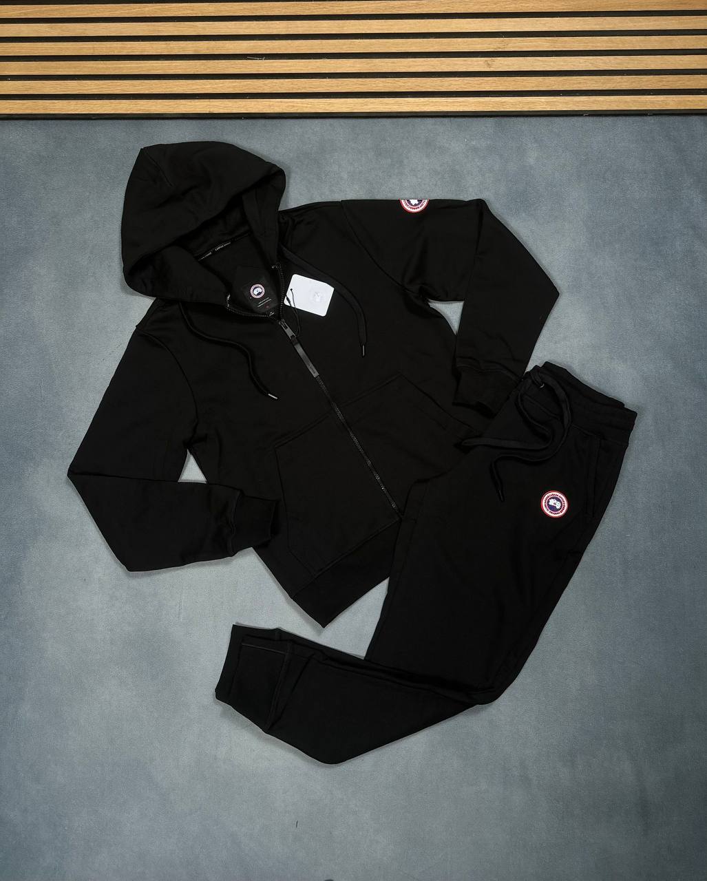 SUPER CLO CANADA GOOSE TRACKSUITS am0508