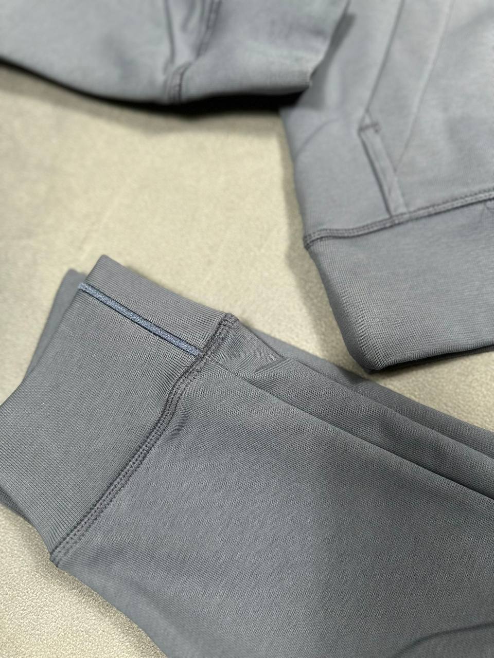 SUPER CLO CANADA GOOSE TRACKSUITS am0508