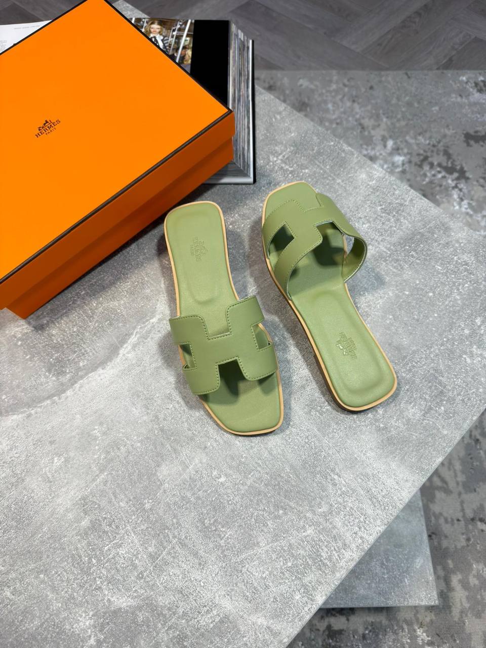 Herme Women Sliders aj2905