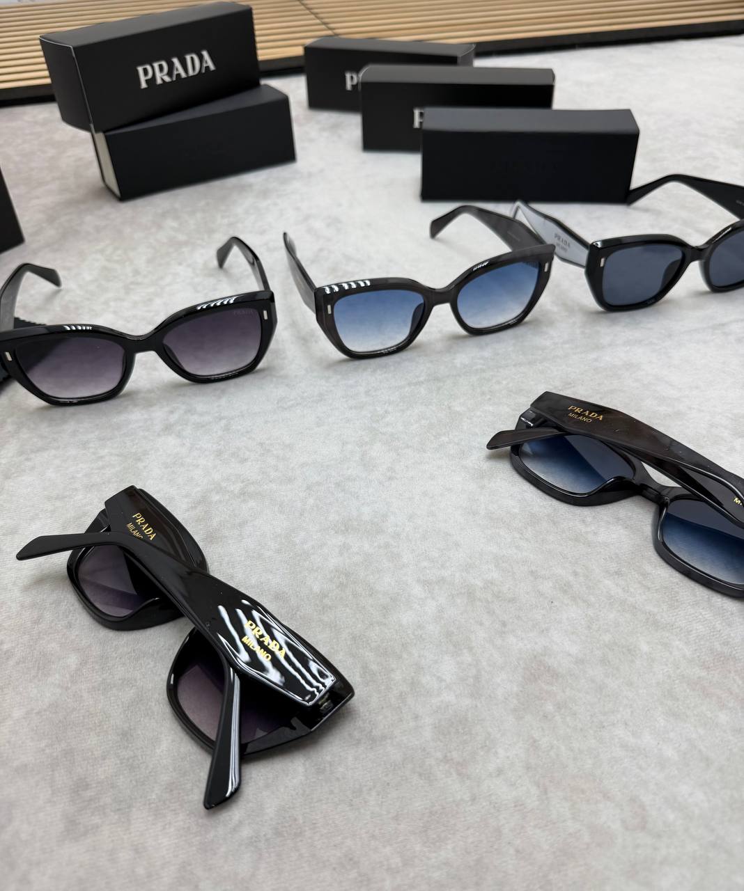 PRAD SUNGLASSES COME WITH BOX ETC am2905