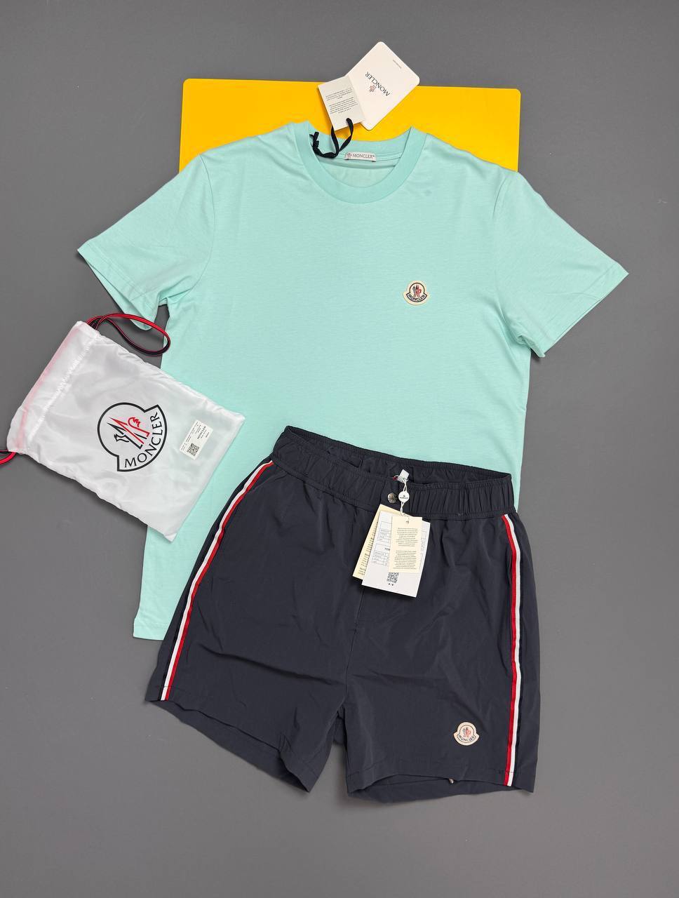 Moncle T-shirts or Swim shorts na1208