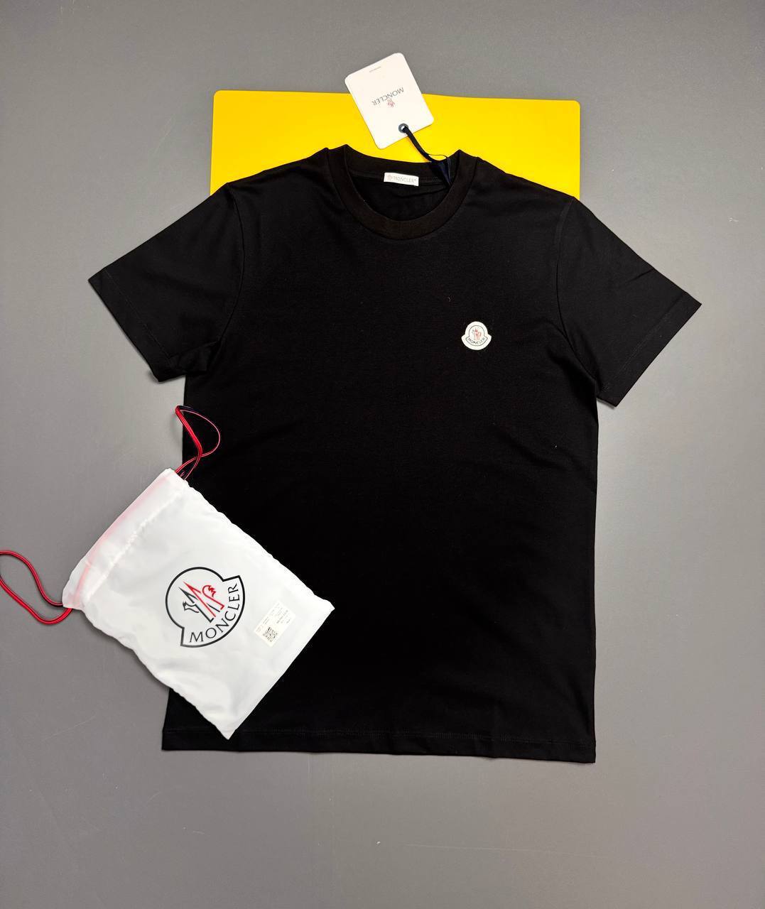 Moncle T-shirts or Swim shorts na1208