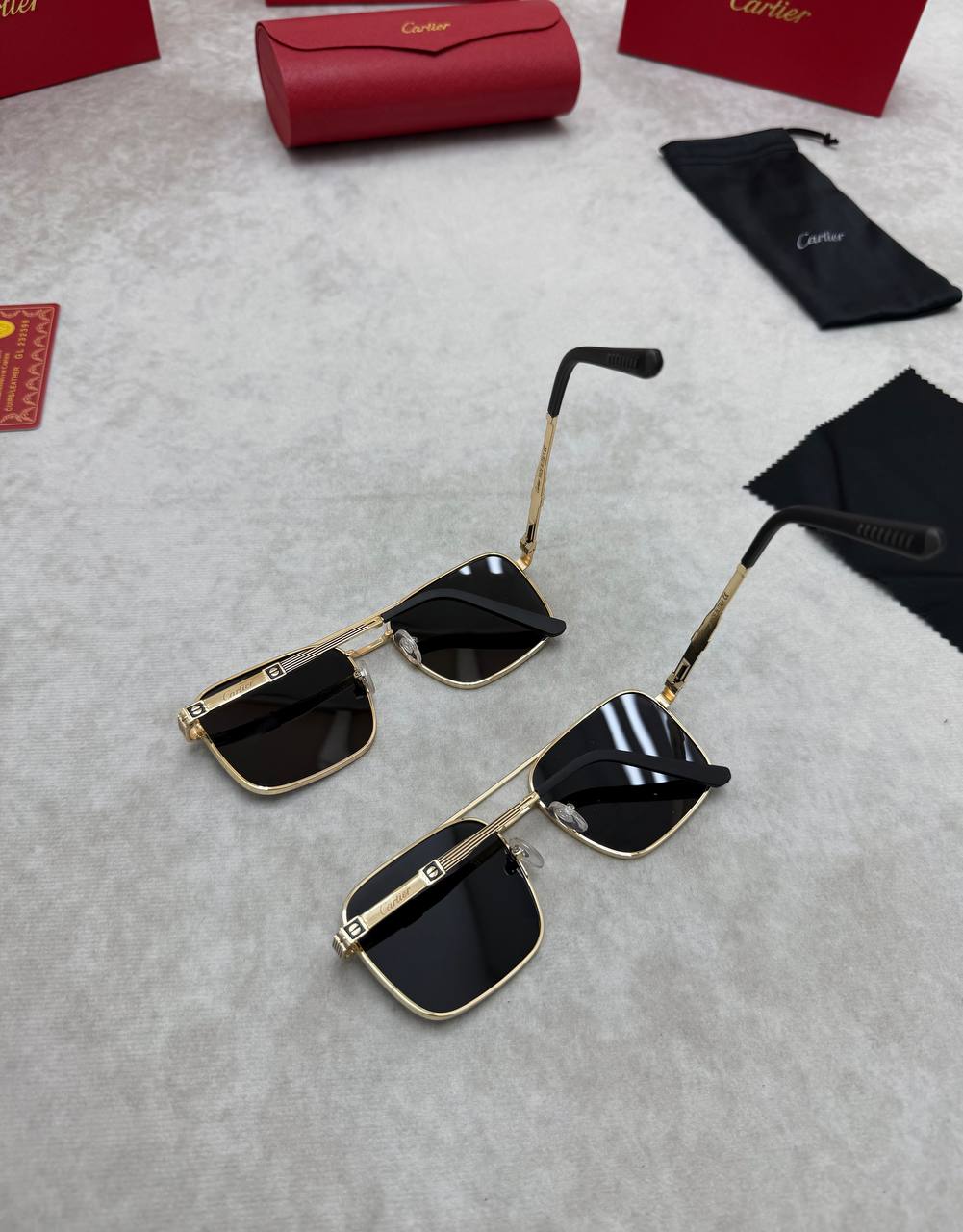 CARTIE SUNGLASSES COME WITH BOX ETC am0106